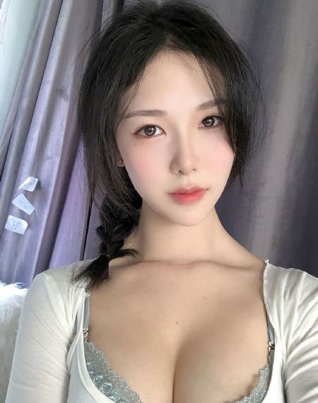 女性呻吟时的表现_BD英语动漫免费观看