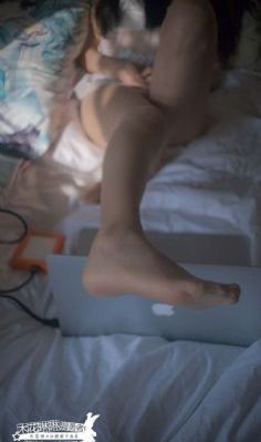 女人亚洲区偷_HD在线观看