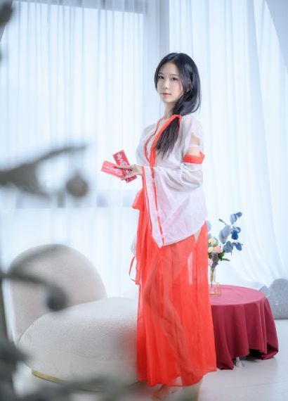 胖老太婆下面毛是什么样的_720电影全集观看