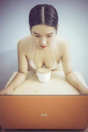 中文字幕在线观看醉红楼_BD手机在线观看