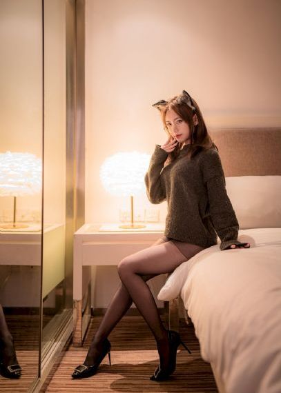 极品嫩模美女被啪啪到尖叫杏吧_高清高清完整版